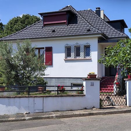 Colmar Room,Chambre Privee Chez L'Habitant,Parking Voiture Devant La Maison,Garage Moto Et Velo Εξωτερικό φωτογραφία